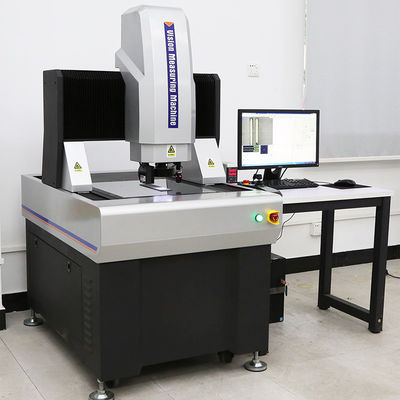 เครื่องวัดสายตาความแม่นยําสูง AutoVision1082A